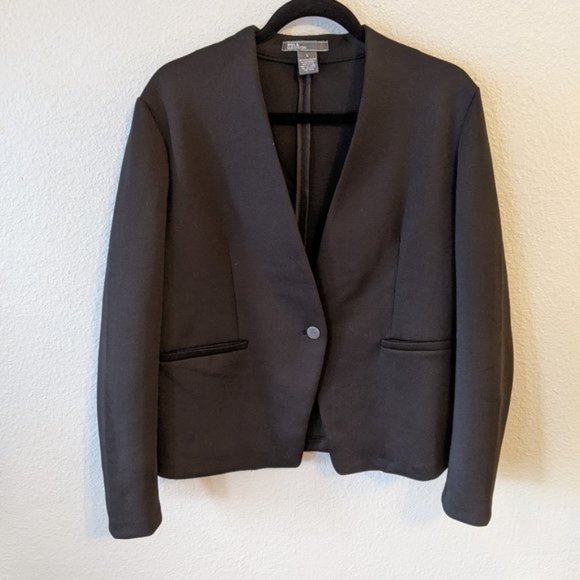 89th & Madison Black Blazer - Picture 1 of 3